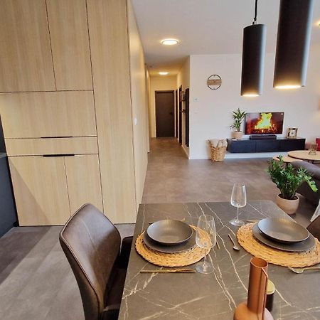 Hillshome - 84M2 Moderny Byt S Terasou Aj Saunou Liptovský Mikuláš Extérieur photo