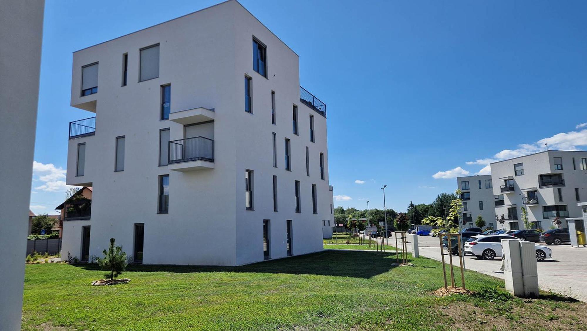 Hillshome - 84M2 Moderny Byt S Terasou Aj Saunou Liptovský Mikuláš Extérieur photo